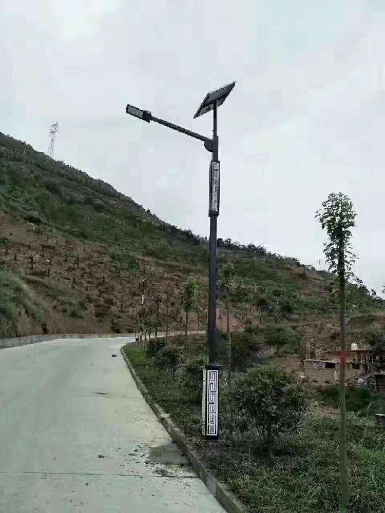 新建区仿古太阳能路灯